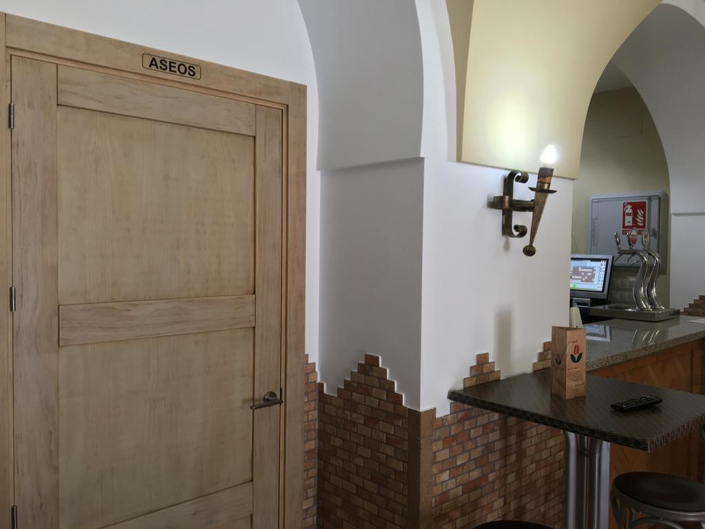 Hostal Los Encinares Villanueva de Córdoba Exterior photo
